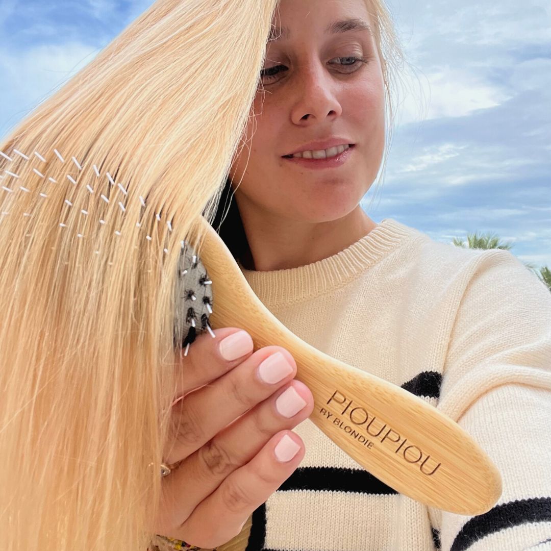 Brosse en poils de soie de sanglier pour des cheveux soyeux - Pioupiou by blondie